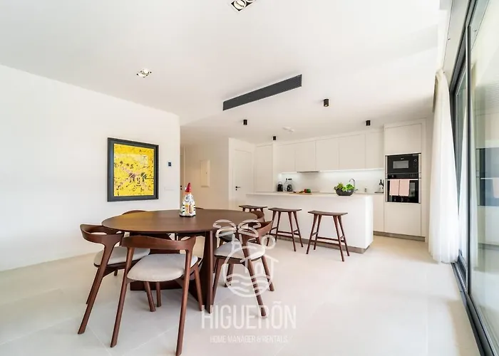 Higueronrentals The Secret Garden