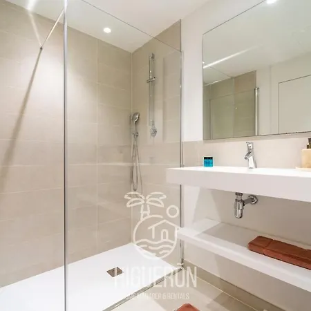 Apartment Higueronrentals The Secret Garden