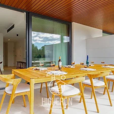 Higueronrentals The Secret Garden