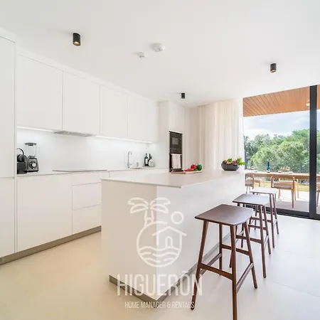 Higueronrentals The Secret Garden *