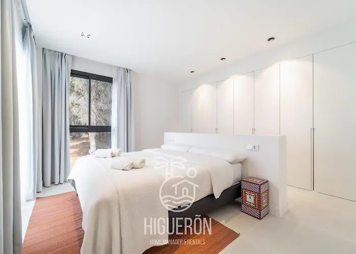 Appartement Higueronrentals The Secret Garden *