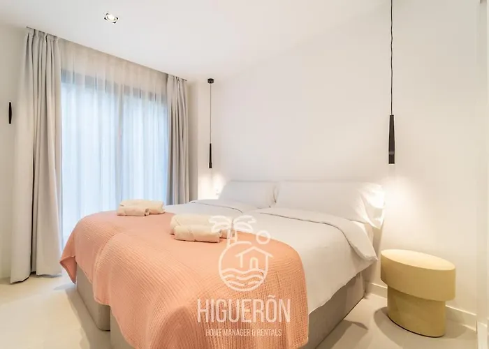 Higueronrentals The Secret Garden