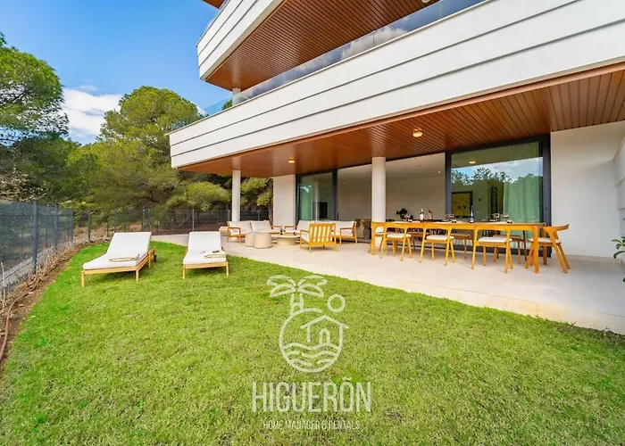 Higueronrentals The Secret Garden Apartment Fuengirola
