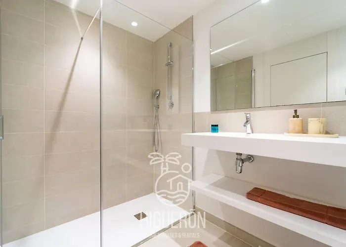 Apartment Higueronrentals The Secret Garden