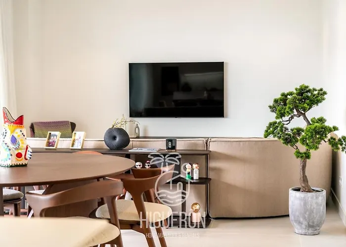 Higueronrentals The Secret Garden Apartment *