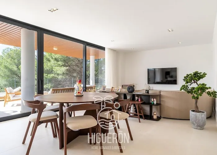 Higueronrentals The Secret Garden Fuengirola