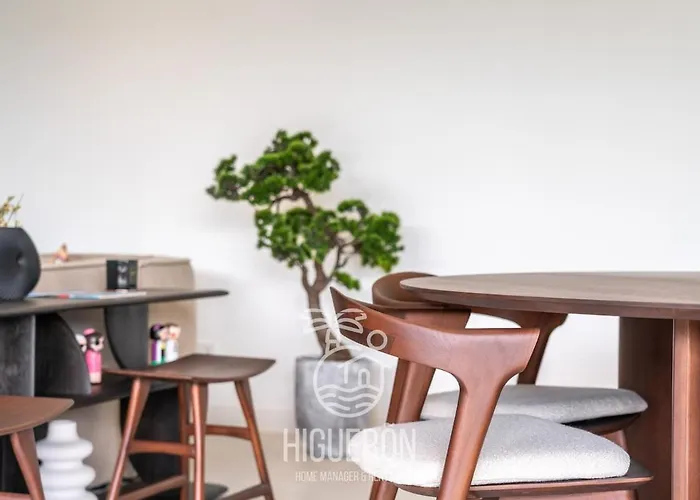 Higueronrentals The Secret Garden